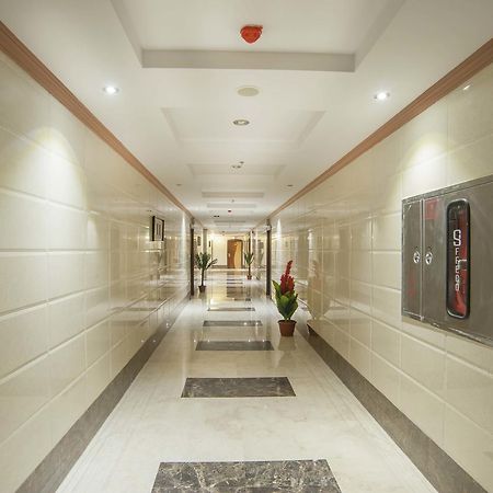 Al Ezzah Palace Hotel Suites Jeddah Luaran gambar