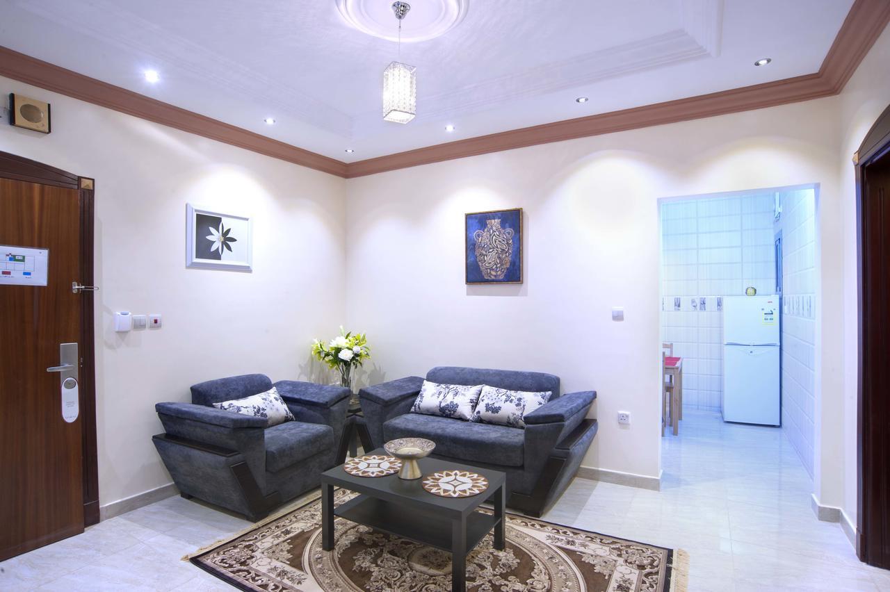 Al Ezzah Palace Hotel Suites Jeddah Luaran gambar