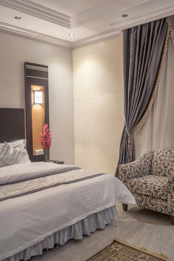 Al Ezzah Palace Hotel Suites Jeddah Luaran gambar