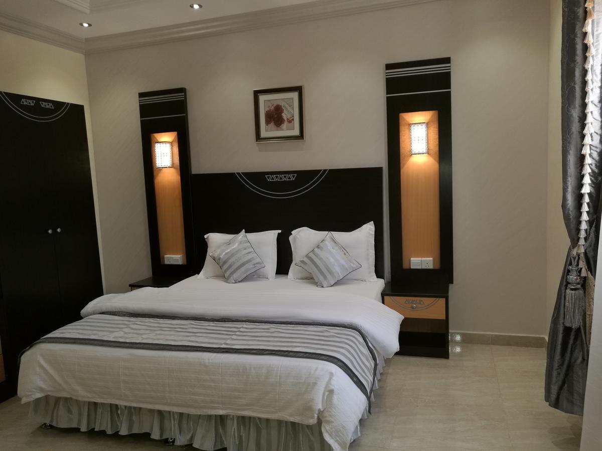 Al Ezzah Palace Hotel Suites Jeddah Luaran gambar
